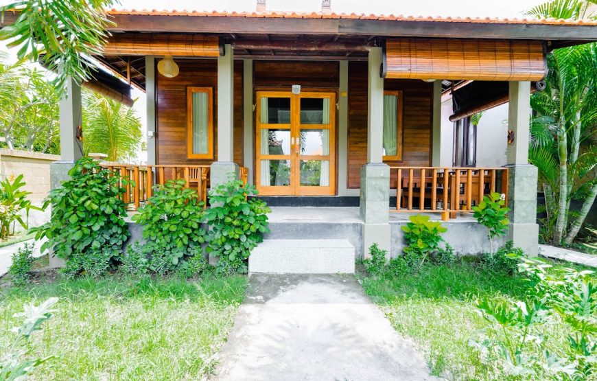 Damar Wood House Room 11