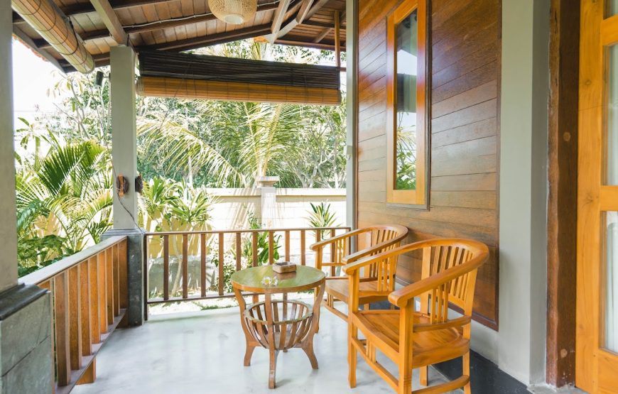 Damar Wood House Room 1