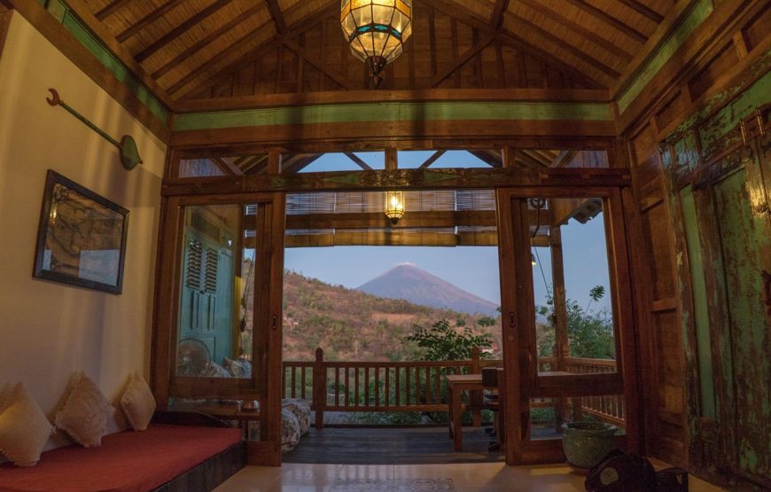 Deluxe Agung View Room 8