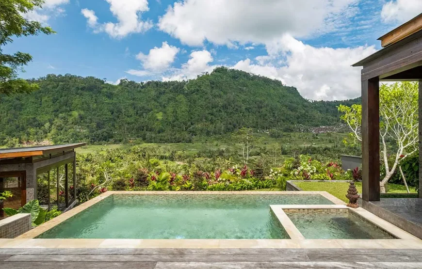 Maya private pool and hot tub villa