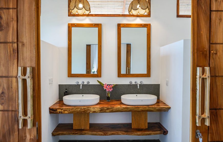 Premium Oceanfront Cottages