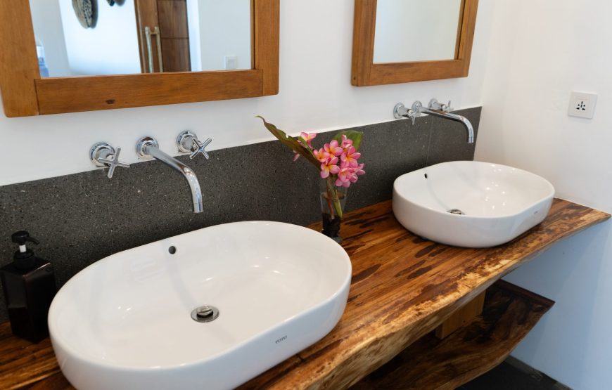 Premium Oceanfront Cottages