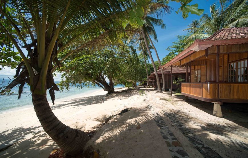 Standard Oceanfront Cottages