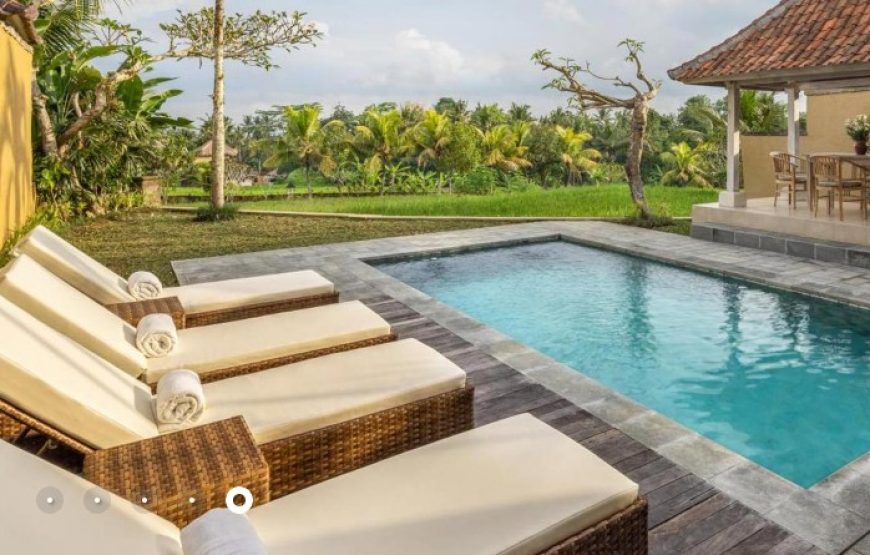 Royal Family Pool Villa