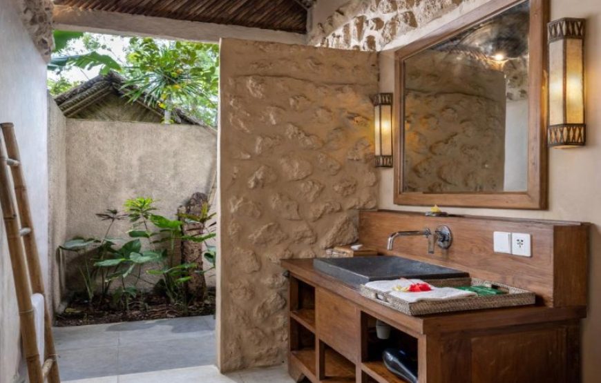 Cottage with Jungle View